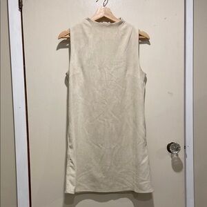 Sleeveless Cream mini Dress